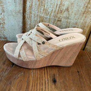 XOXO Womens Beige Open Toe Strappy Braided Detail Wedge Sandals Size 6.5
